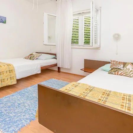 Appartement Beachfront Lozica Rogoznica (Sibenik-Knin)