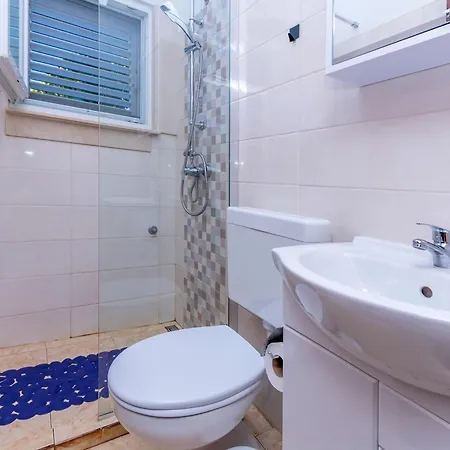 Beachfront Lozica * Kovacic