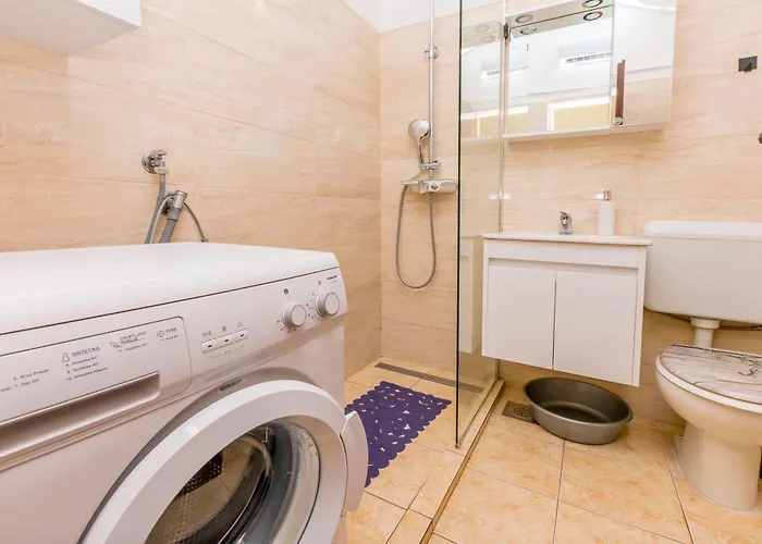 Beachfront Lozica Appartement Kovacic