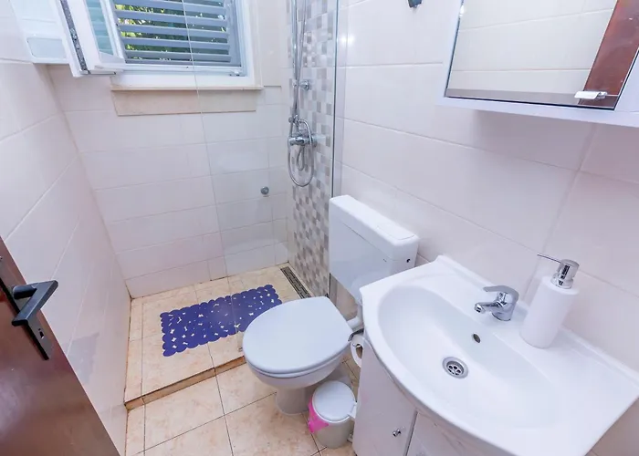 Apartamento Beachfront Lozica *