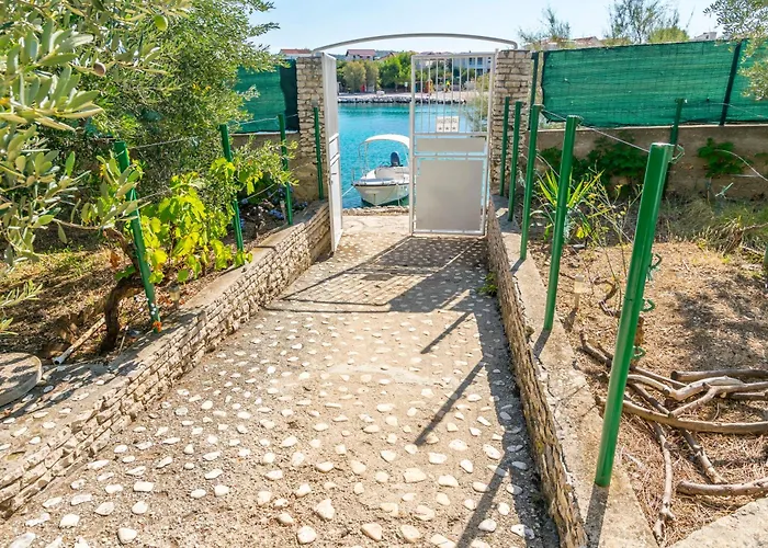 Beachfront Lozica * Rogoznica (Sibenik-Knin)